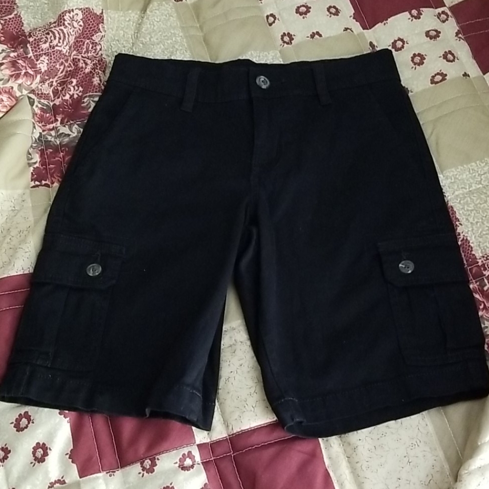 Arizona black cargo shorts